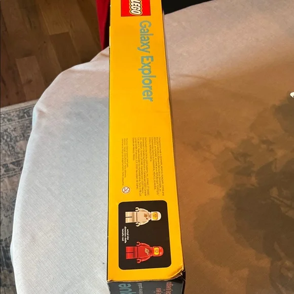 LEGO Galaxy Explorer Spacecraft Set - Blue, Gray, and Yellow - Picture 4 of 7